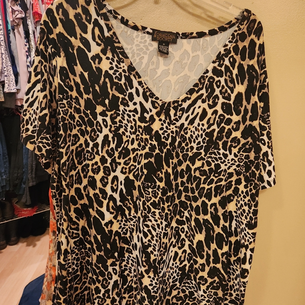 Cheetah top